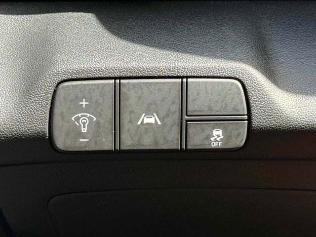 Used 2023 Hyundai Elantra SEL w/ Convenience Package image 17