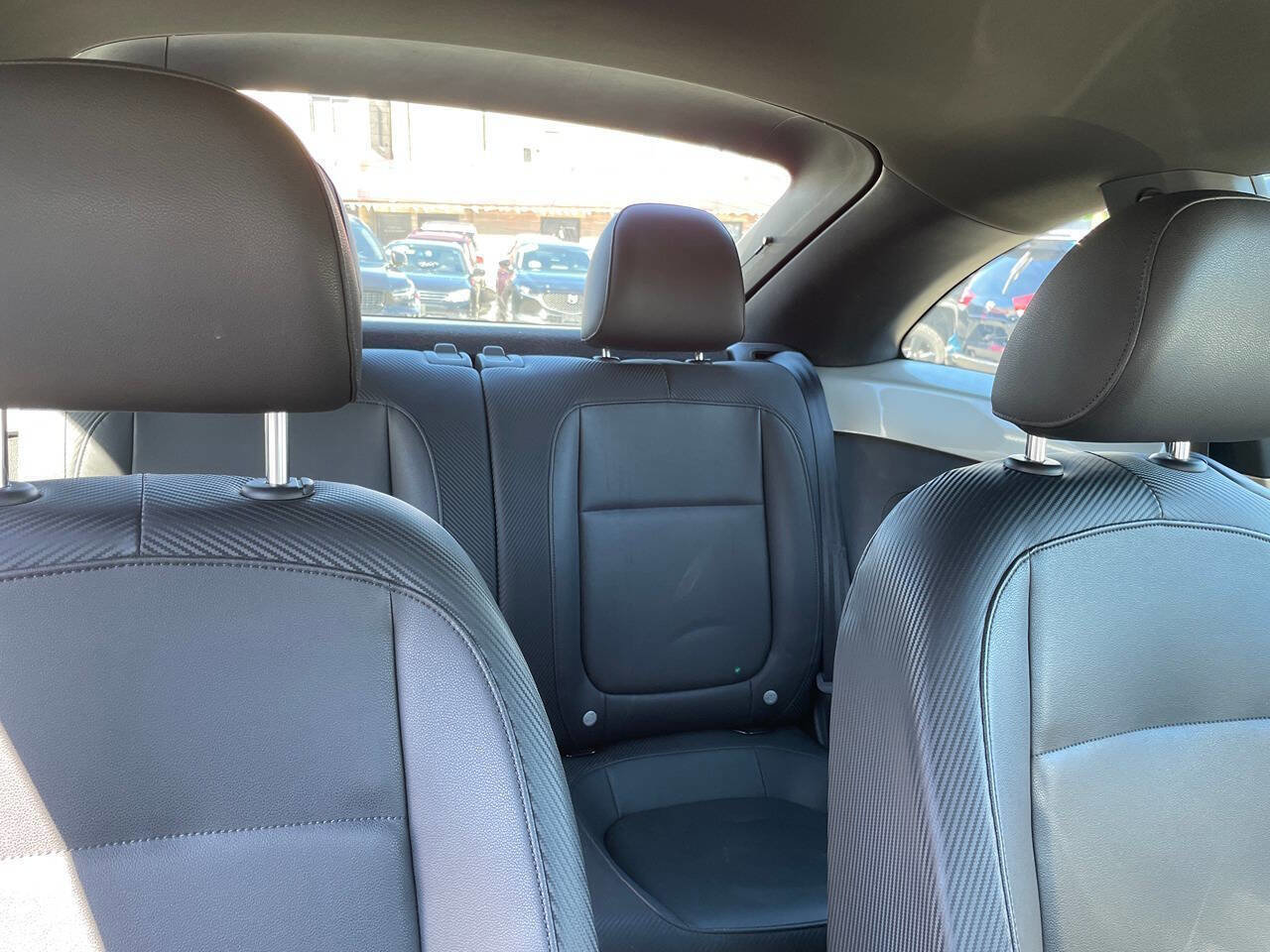 Used 2013 Volkswagen Beetle 2.5 image 12