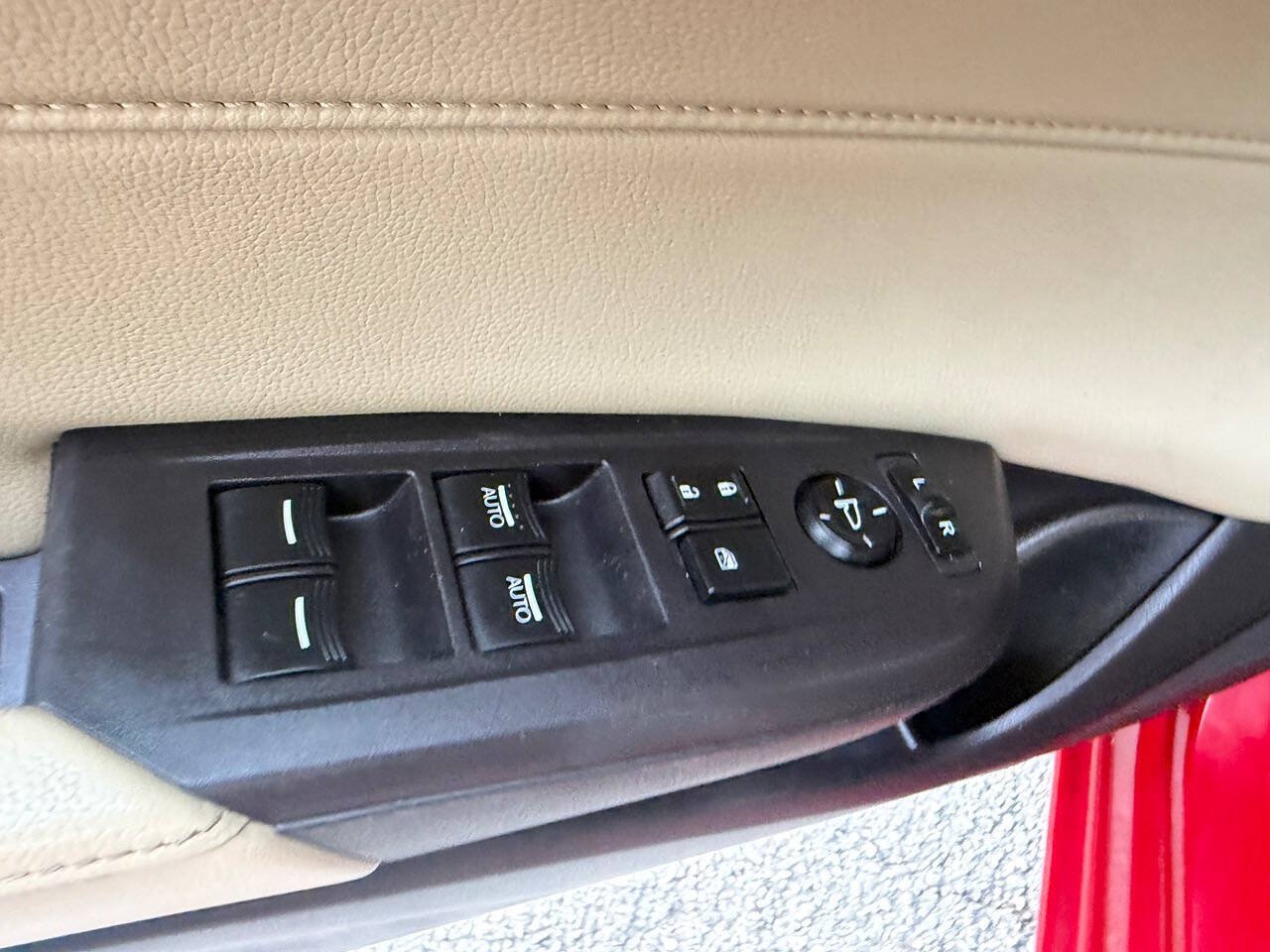 Used 2017 Acura ILX FWD image 19
