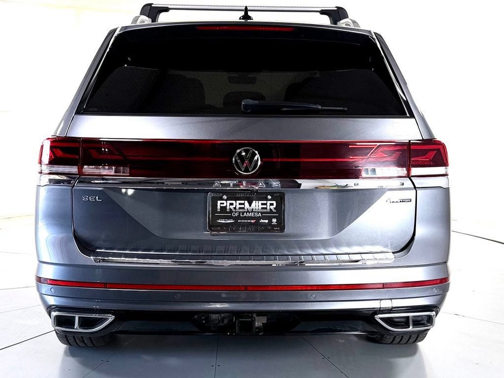 Used 2024 Volkswagen Atlas SEL Premium R-Line AWD/4WD image 5
