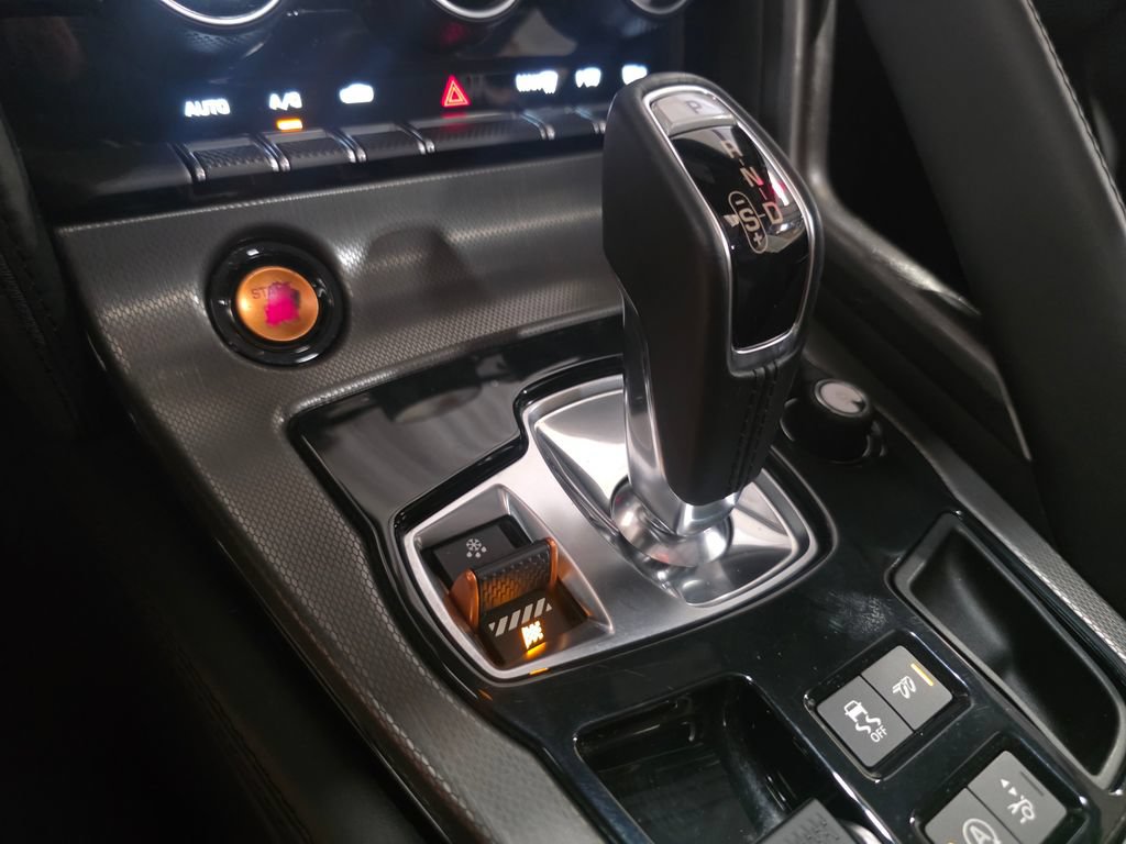 Used 2016 Jaguar F-TYPE S AWD/4WD image 25