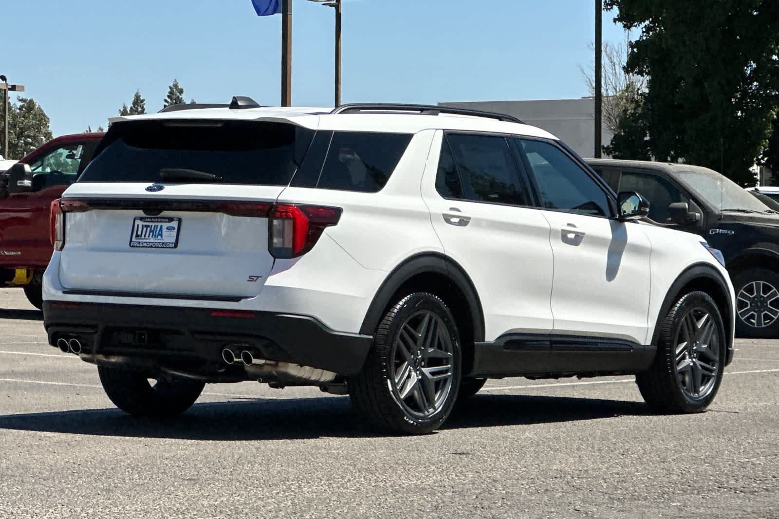 New 2026 Ford Explorer ST w/ Sun And Sound Package AWD/4WD image 2
