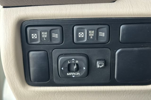 Used 1998 Lexus LX 470 4WD image 26