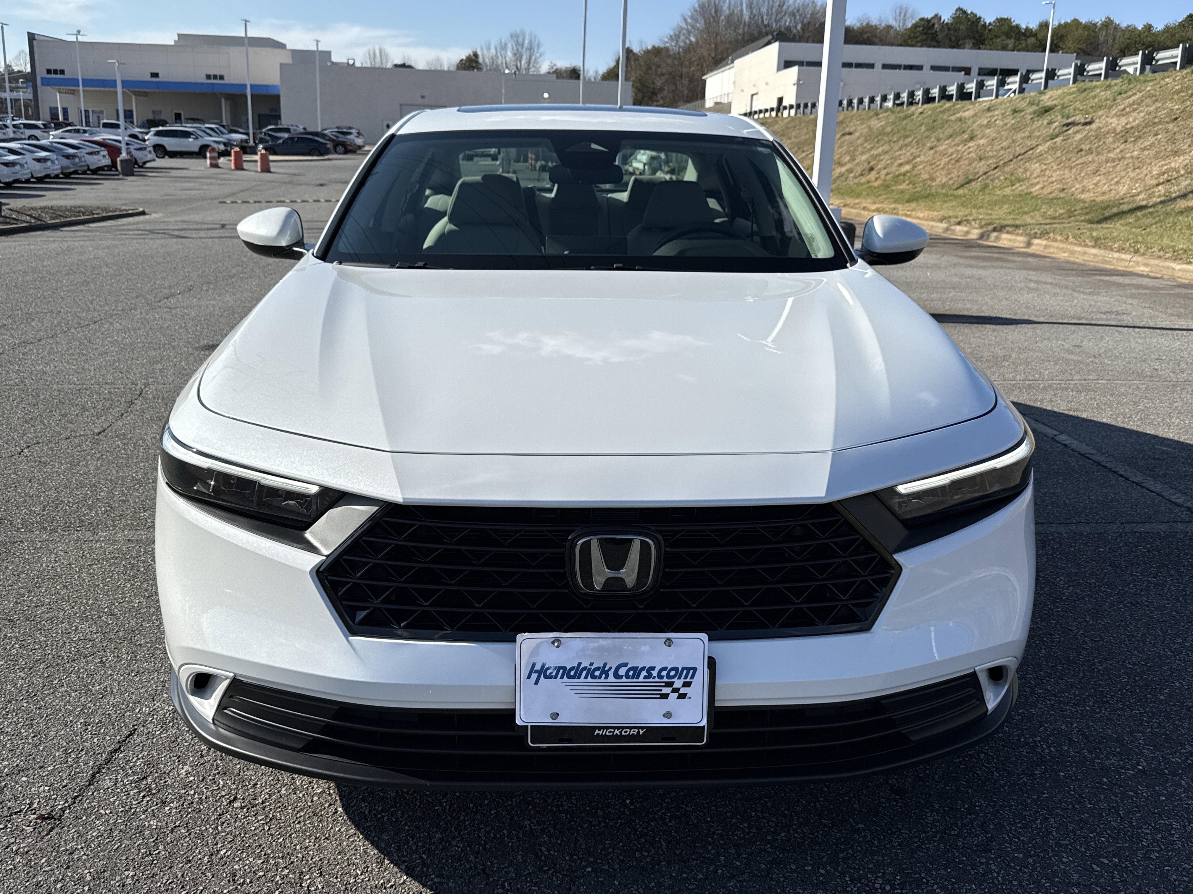 Used 2024 Honda Accord EX image 3