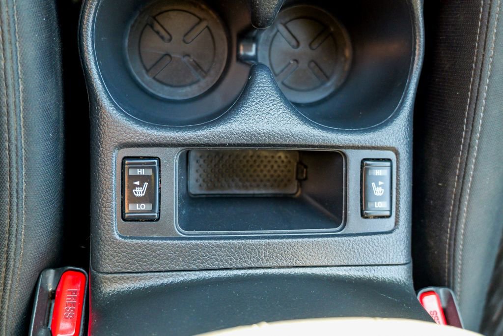 Used 2020 Nissan Rogue SV image 52