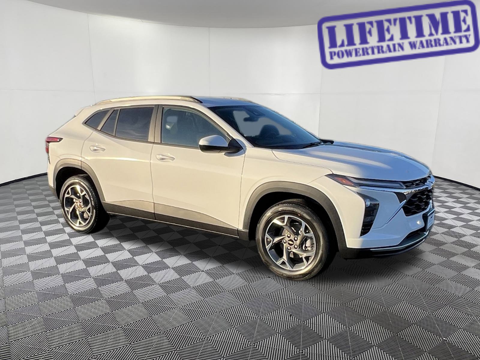 New 2026 Chevrolet Trax LT w/ Driver Confidence Package image 1