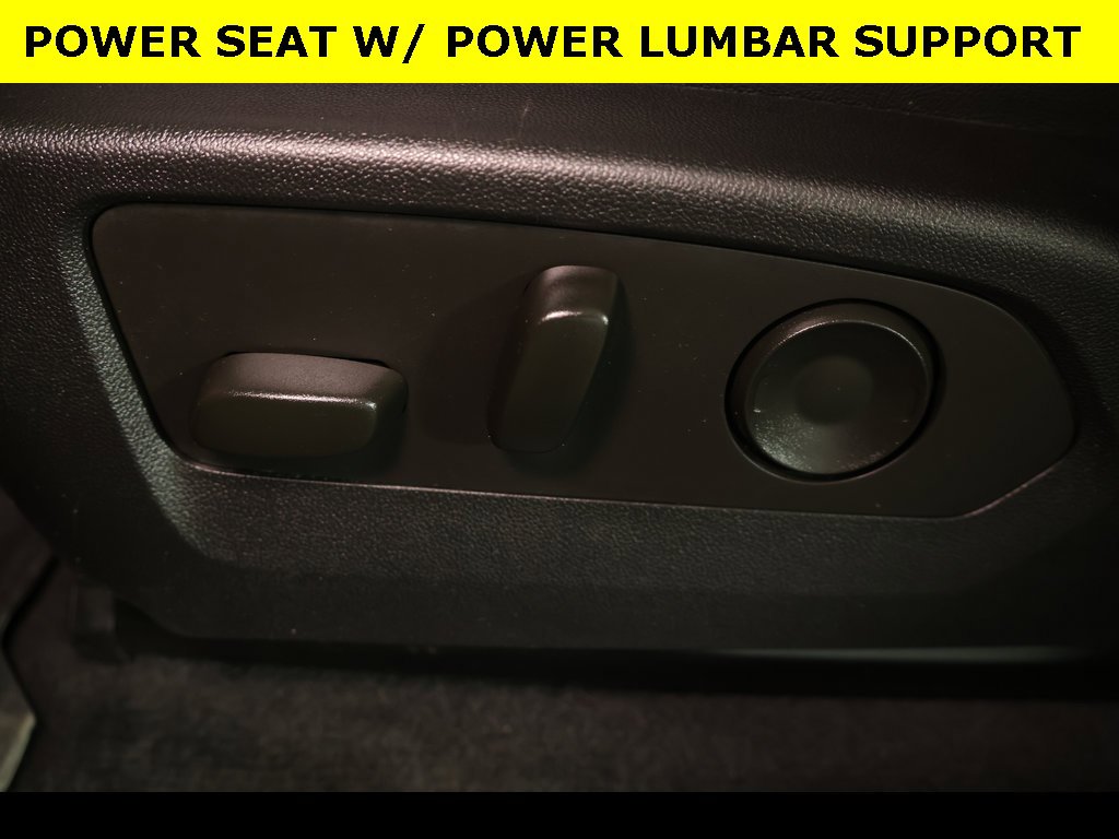 Used 2023 Chevrolet Colorado LT w/ LT Convenience Package III image 8