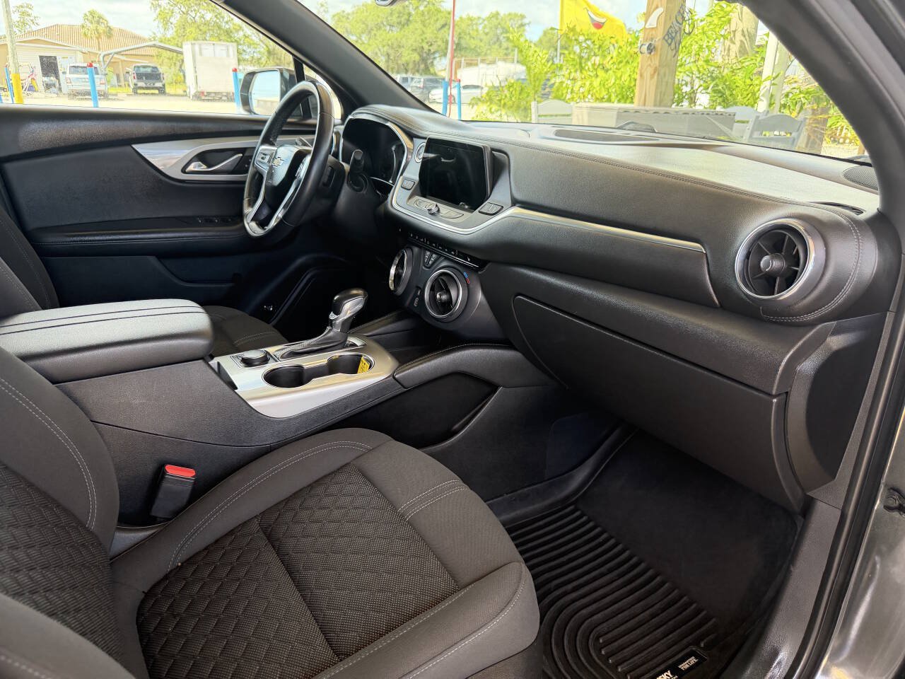 Used 2020 Chevrolet Blazer LT FWD image 21