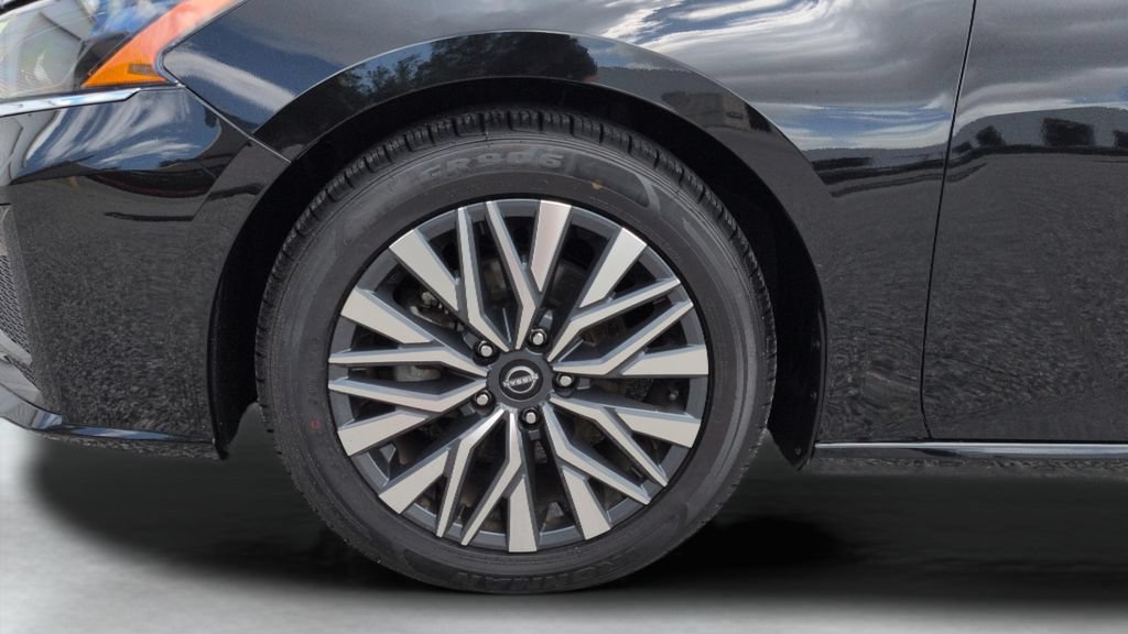 Certified 2024 Nissan Altima 2.5 SV FWD image 23