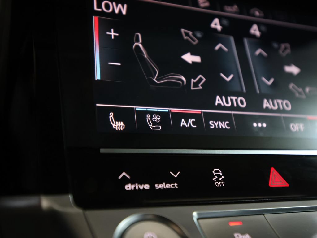 Used 2019 Audi e-tron Premium Plus AWD/4WD image 28