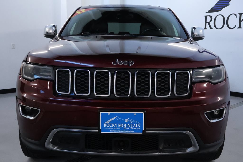 Used 2017 Jeep Grand Cherokee Limited w/ Luxury Group II AWD/4WD image 2