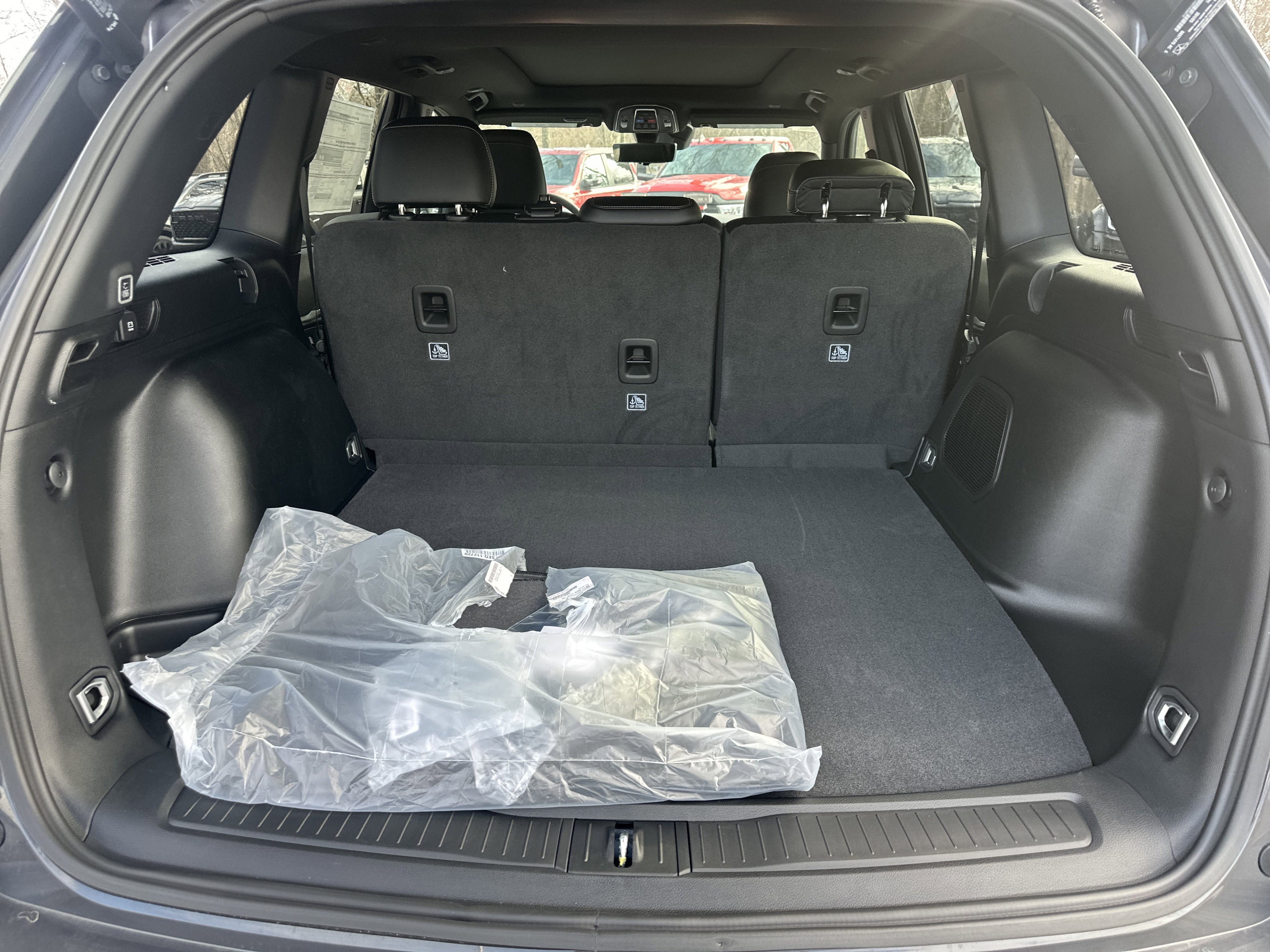 New 2026 Jeep Grand Cherokee Limited Reserve image 15