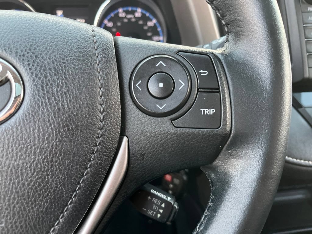 Used 2016 Toyota RAV4 XLE FWD image 22