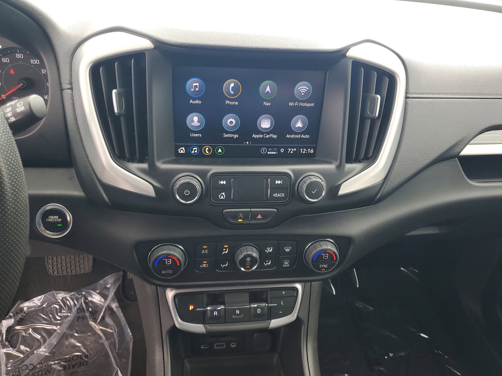 Used 2024 GMC Terrain SLE w/ Driver Convenience Package image 15