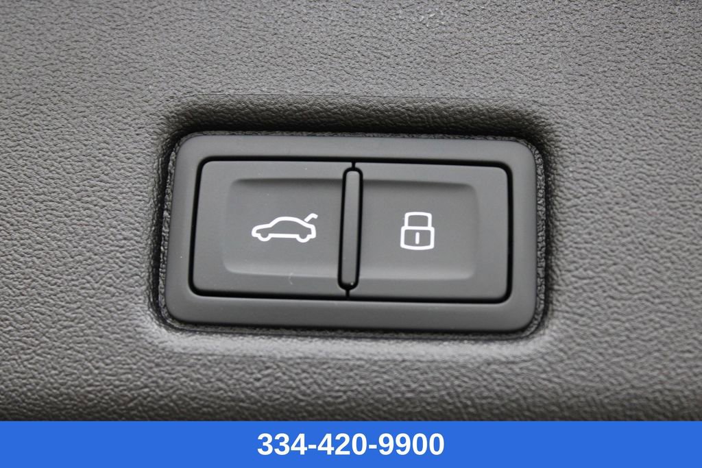 New 2025 Audi Q5 Premium image 30