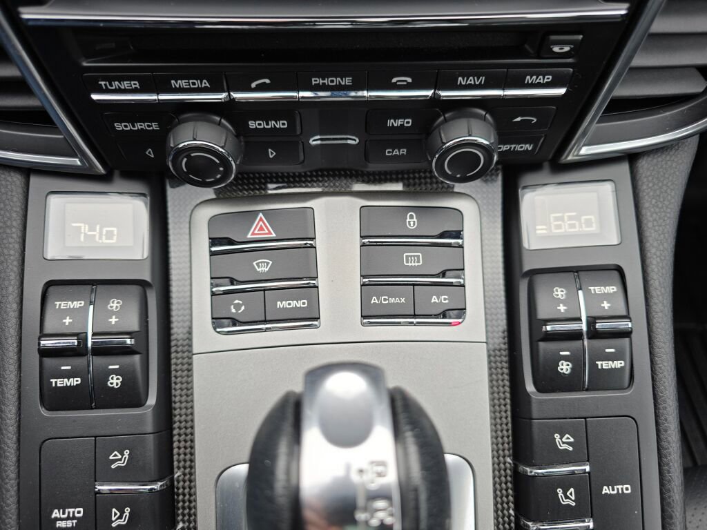 Used 2012 Porsche Panamera image 27