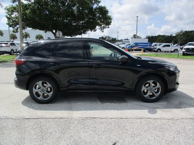 New 2024 Ford Escape ST-Line w/ Equipment Group 301A FWD image 8