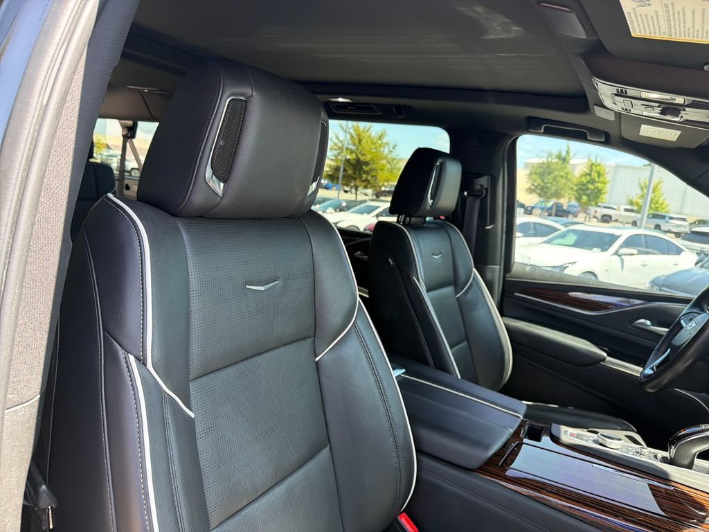 Used 2022 Cadillac Escalade ESV Premium Luxury AWD/4WD image 39