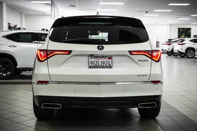 Used 2023 Acura MDX SH-AWD w/ Advance Package image 7