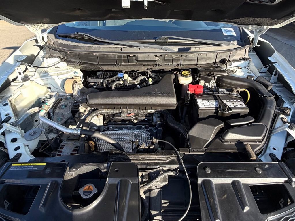 Used 2016 Nissan Rogue SV image 30