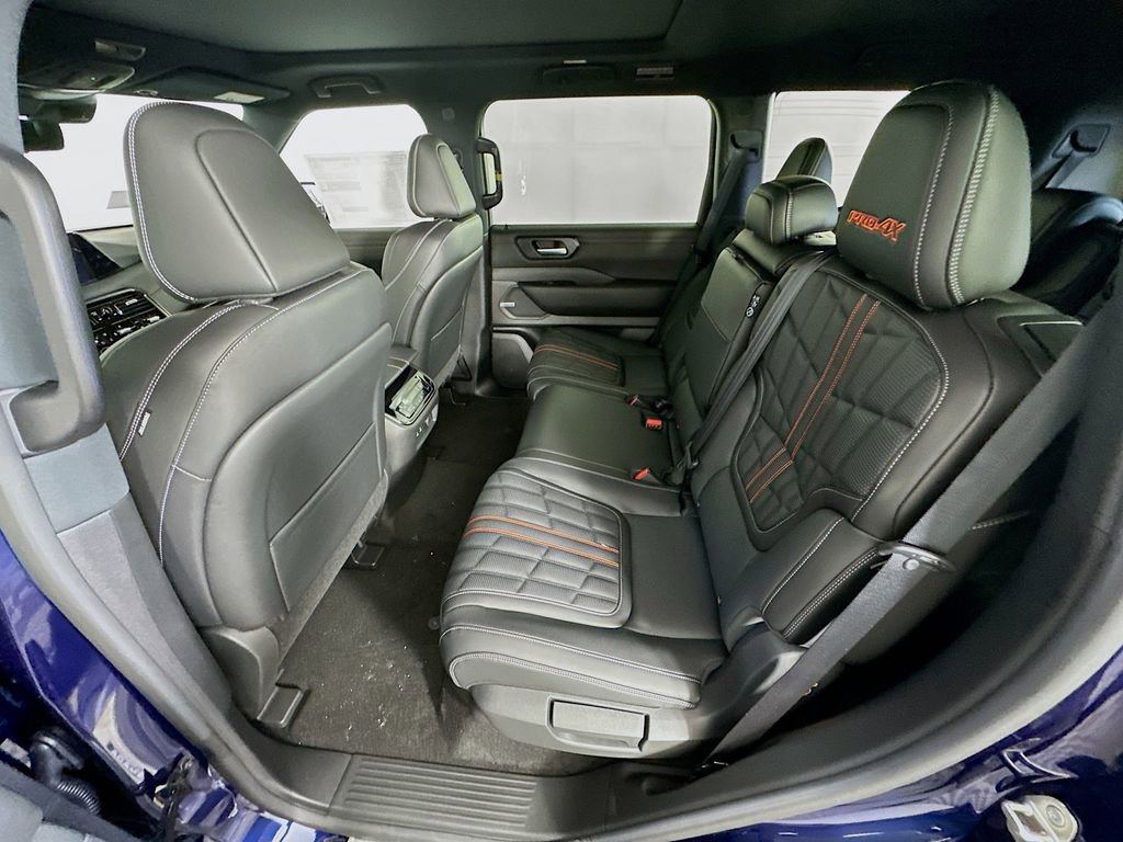 New 2025 Nissan Armada PRO-4X w/ Pro-4X Premium Package image 33