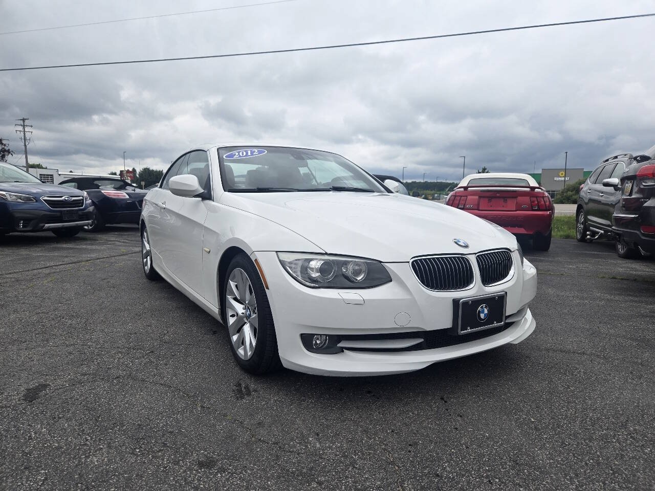 Used 2012 BMW 328i Convertible RWD image 2