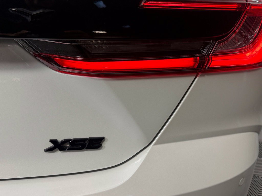 Used 2026 Toyota Camry XSE w/ Premium Plus Package FWD image 14