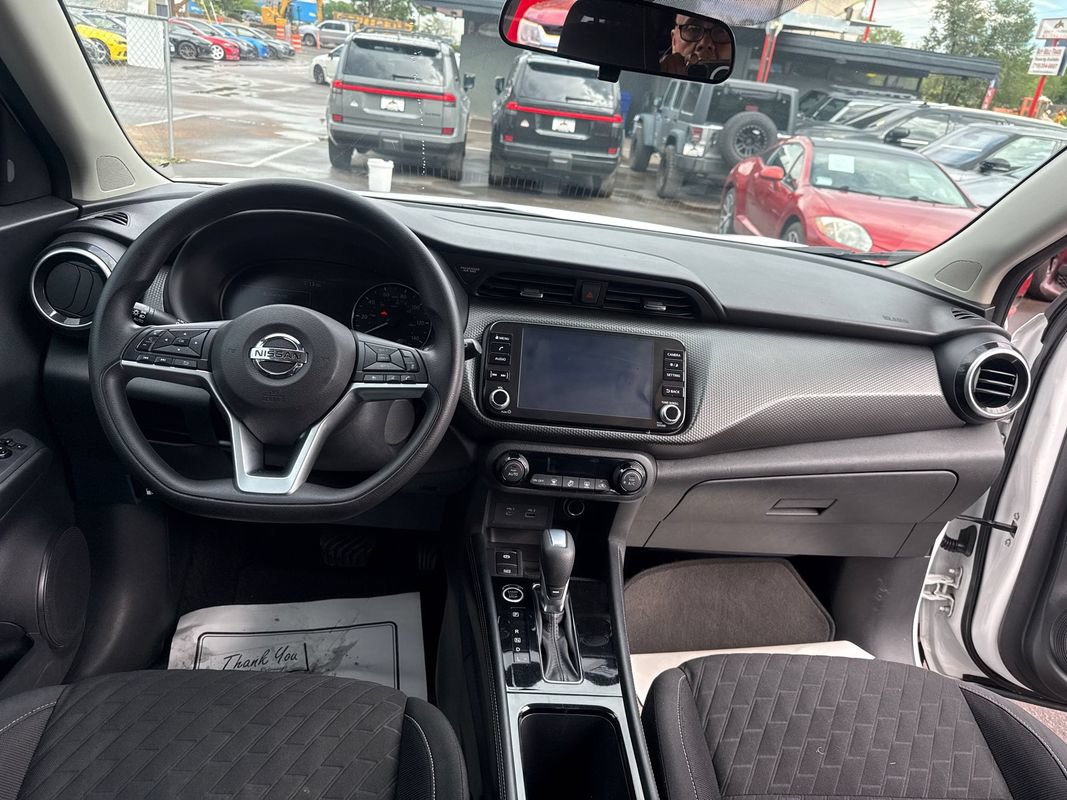 Used 2021 Nissan Kicks SV FWD image 19