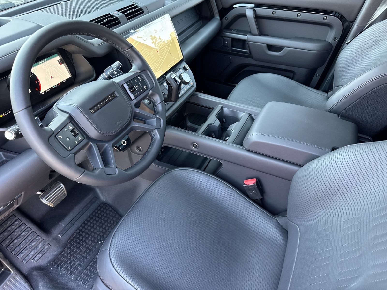 New 2026 Land Rover Defender 110 OCTA AWD/4WD image 10