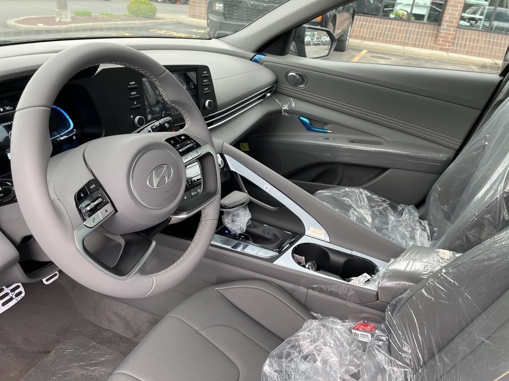 New 2026 Hyundai Elantra SEL Sport Premium FWD image 6