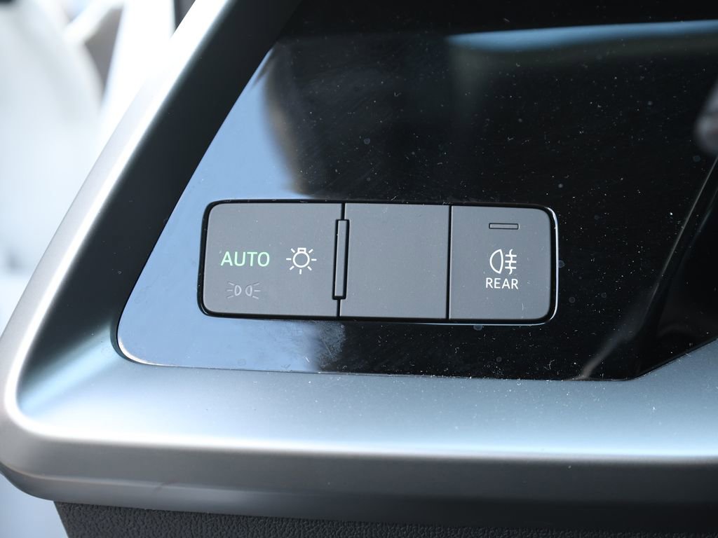 Used 2022 Audi A3 2.0T Premium image 32