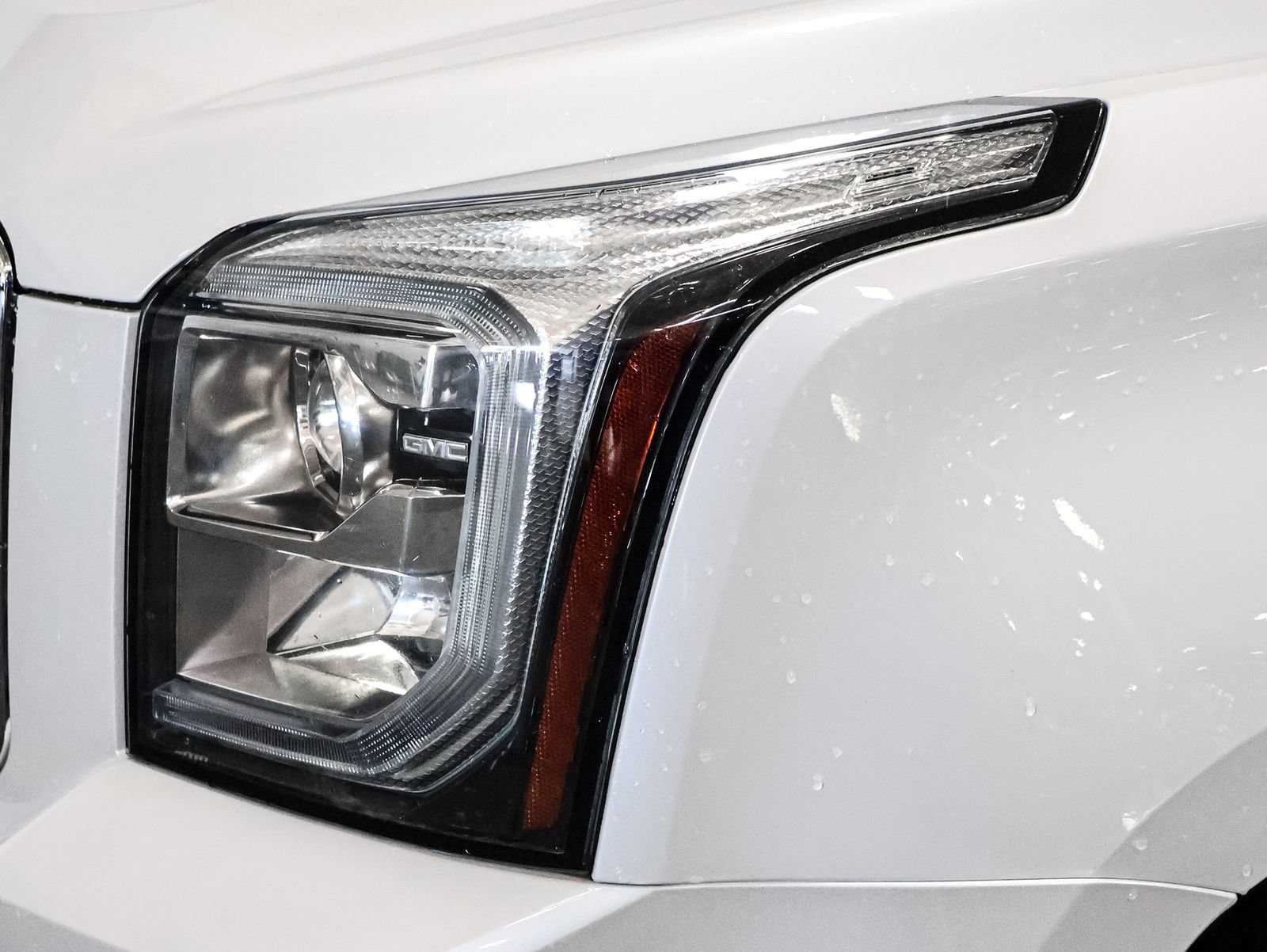 Used 2016 GMC Yukon XL Denali AWD/4WD image 15