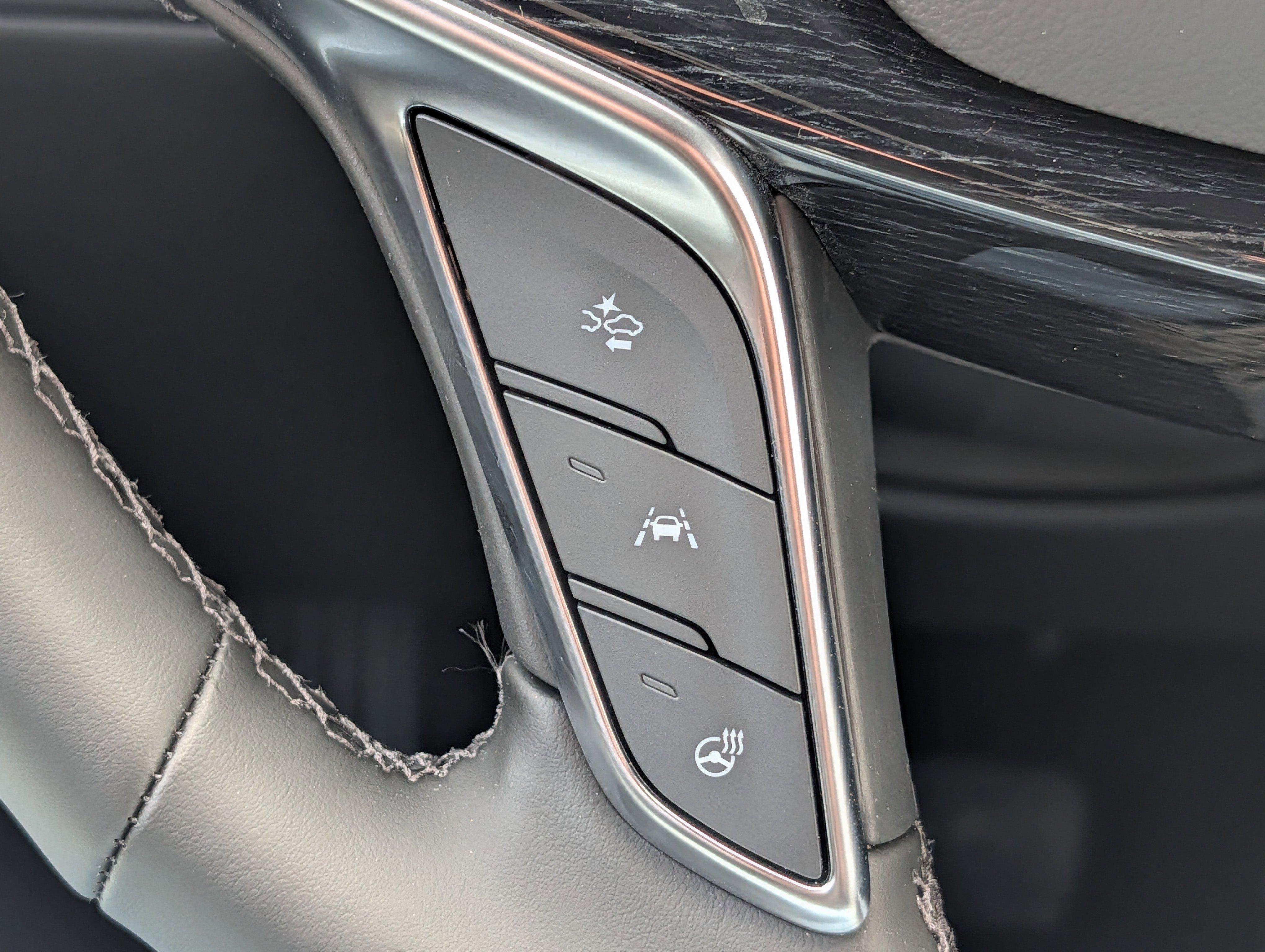New 2026 Cadillac XT5 Premium Luxury w/ LPO, Floor Liner Package image 25