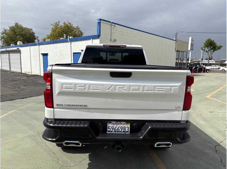 Used 2020 Chevrolet Silverado 1500 LT Trail Boss image 9