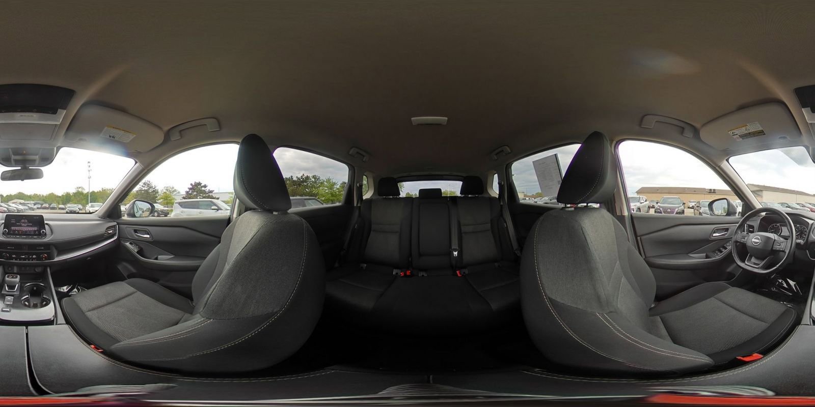 Used 2025 Nissan Rogue SV FWD image 44