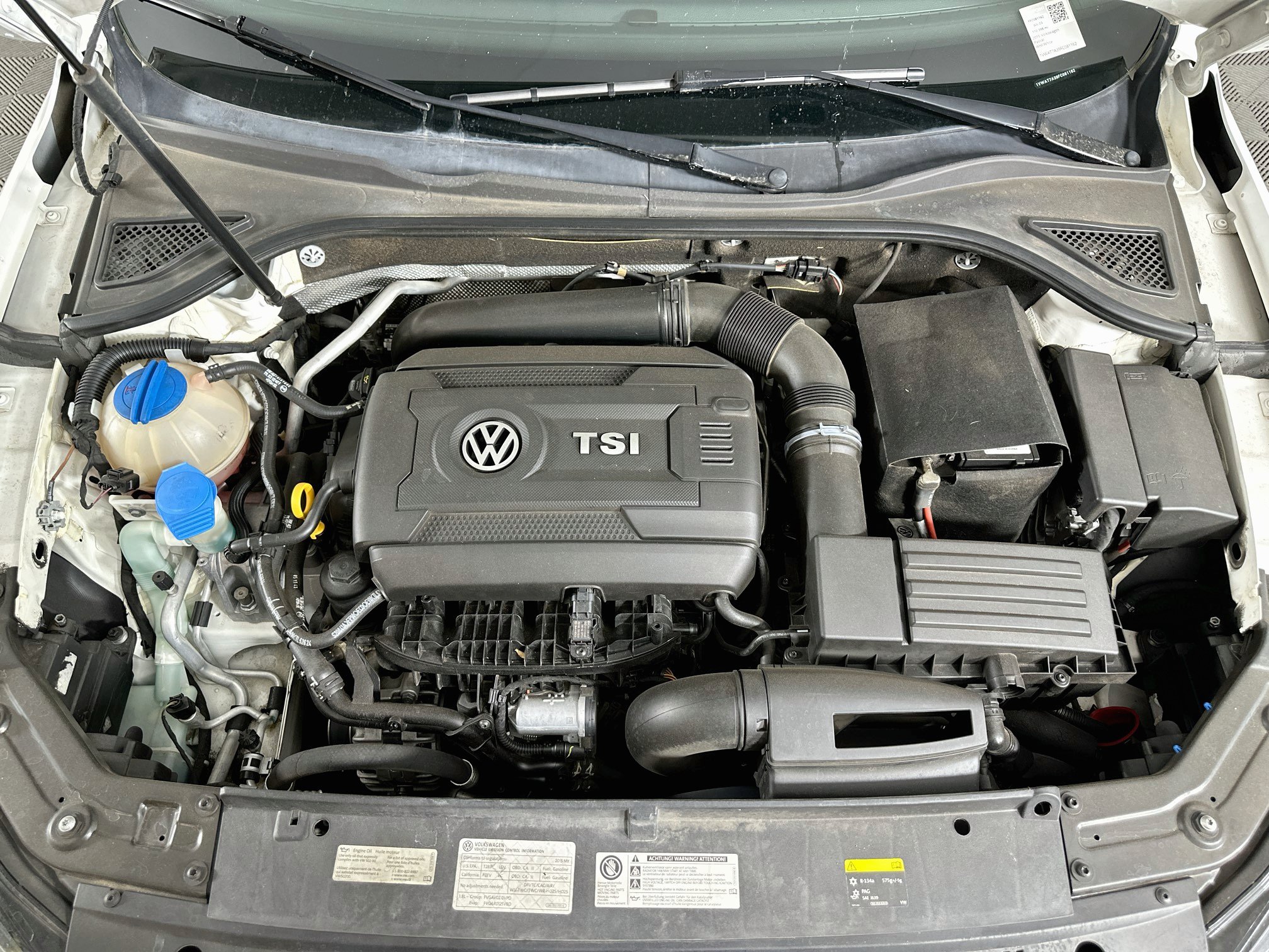 Used 2015 Volkswagen Passat 1.8T Limited Edition FWD image 30