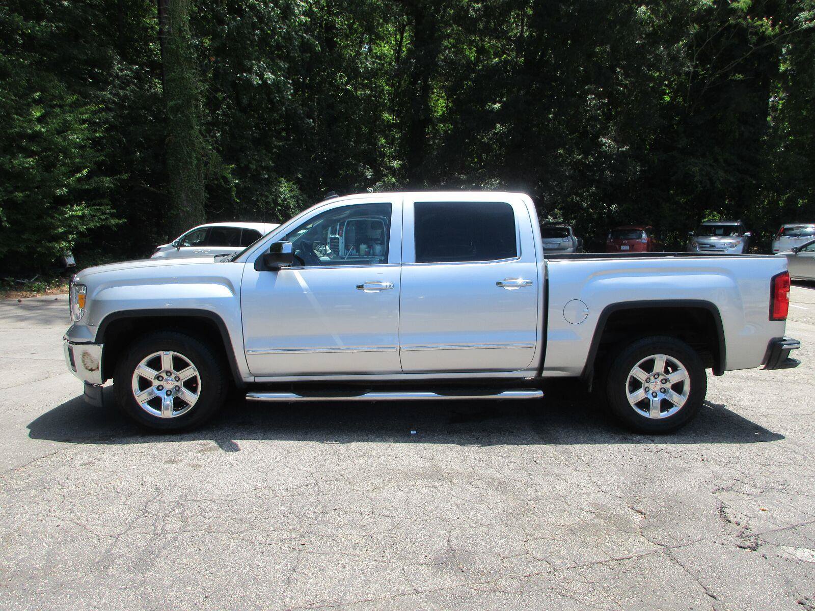 Used 2014 GMC Sierra 1500 SLT w/ Suspension Package, Off-Road RWD image 9