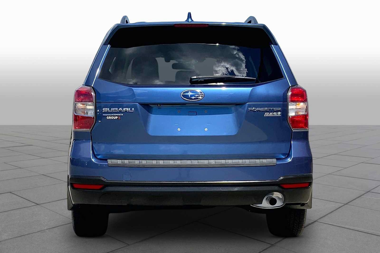 Used 2016 Subaru Forester 2.5i Limited AWD/4WD image 5