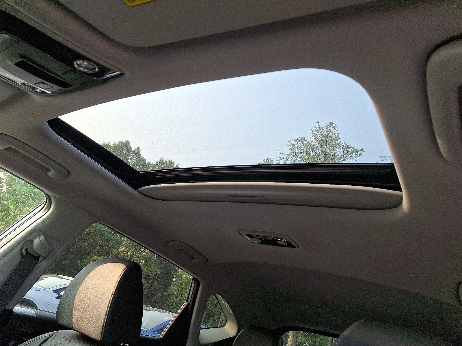 New 2026 Kia Seltos SX w/ SX Sunroof Package image 7