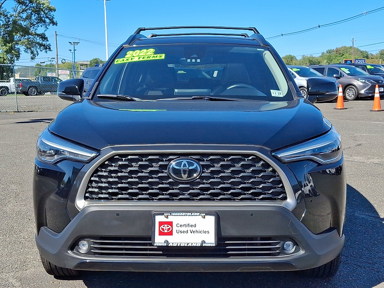 Certified 2022 Toyota Corolla Cross XLE image 2