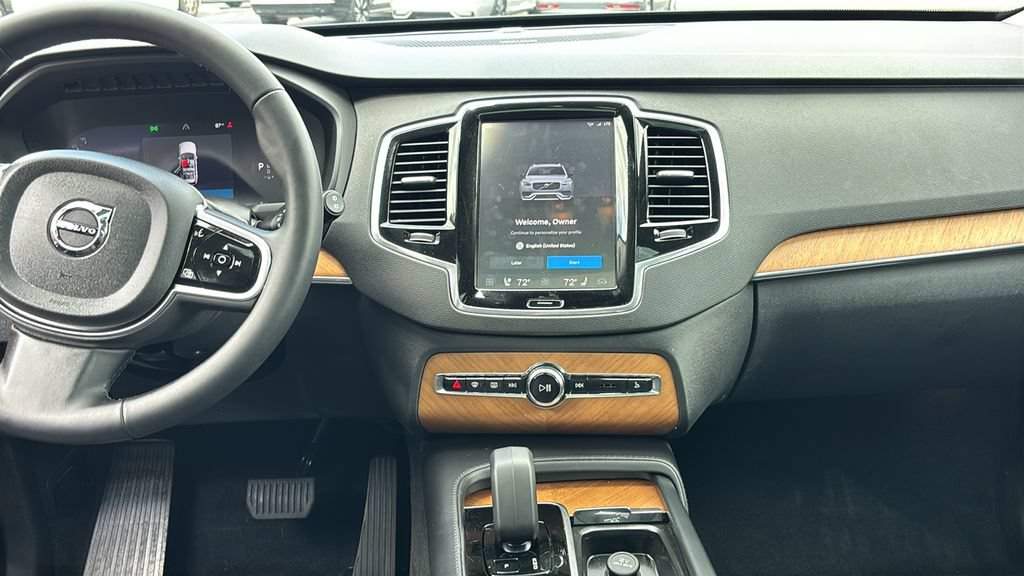Used 2024 Volvo XC90 T8 Plus w/ Protection Package Premier AWD/4WD image 6