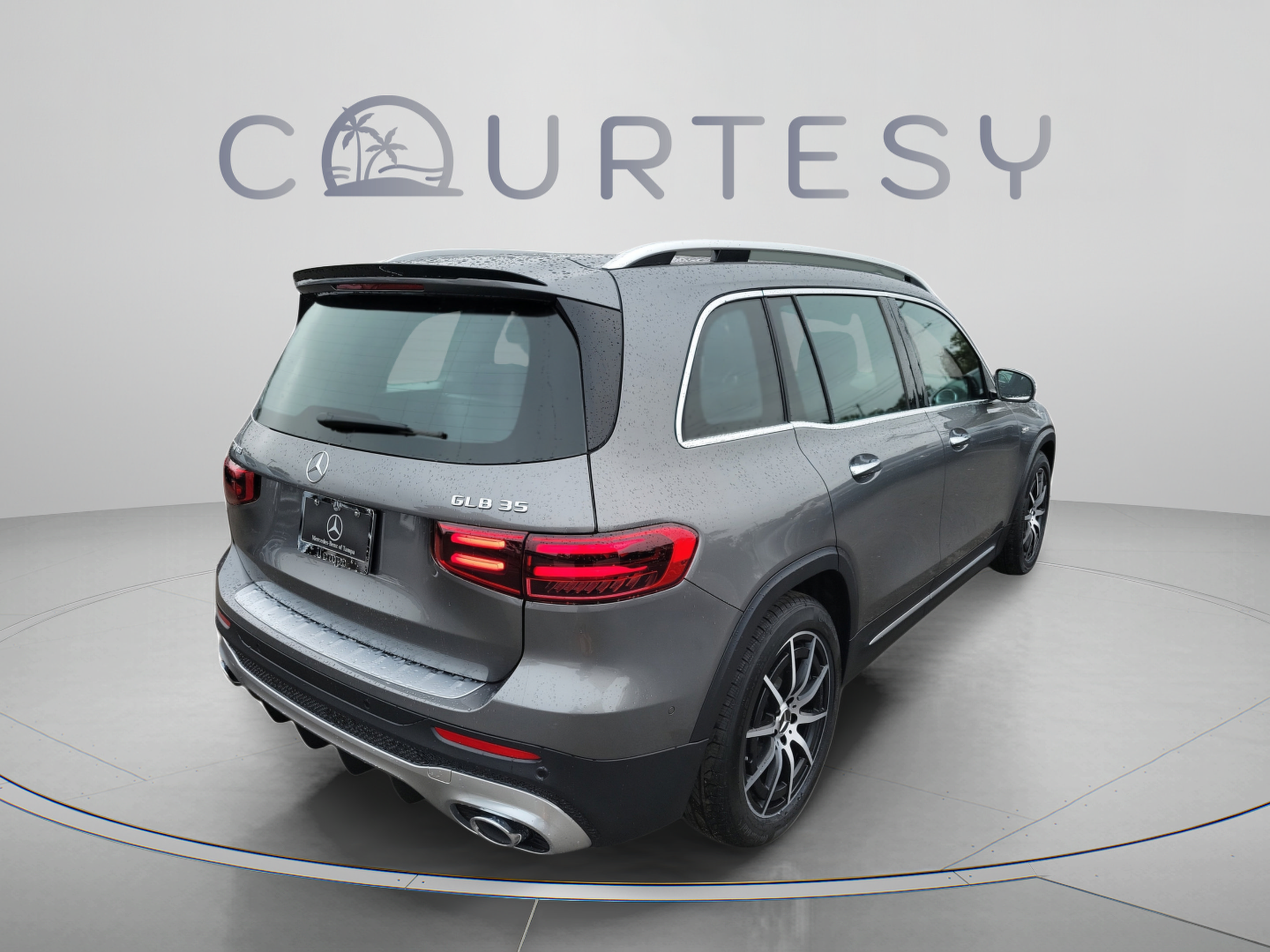 Certified 2026 Mercedes-Benz GLB 35 AMG 4MATIC image 4