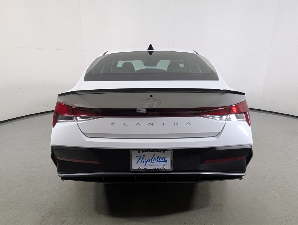 New 2026 Hyundai Elantra Sport FWD image 6
