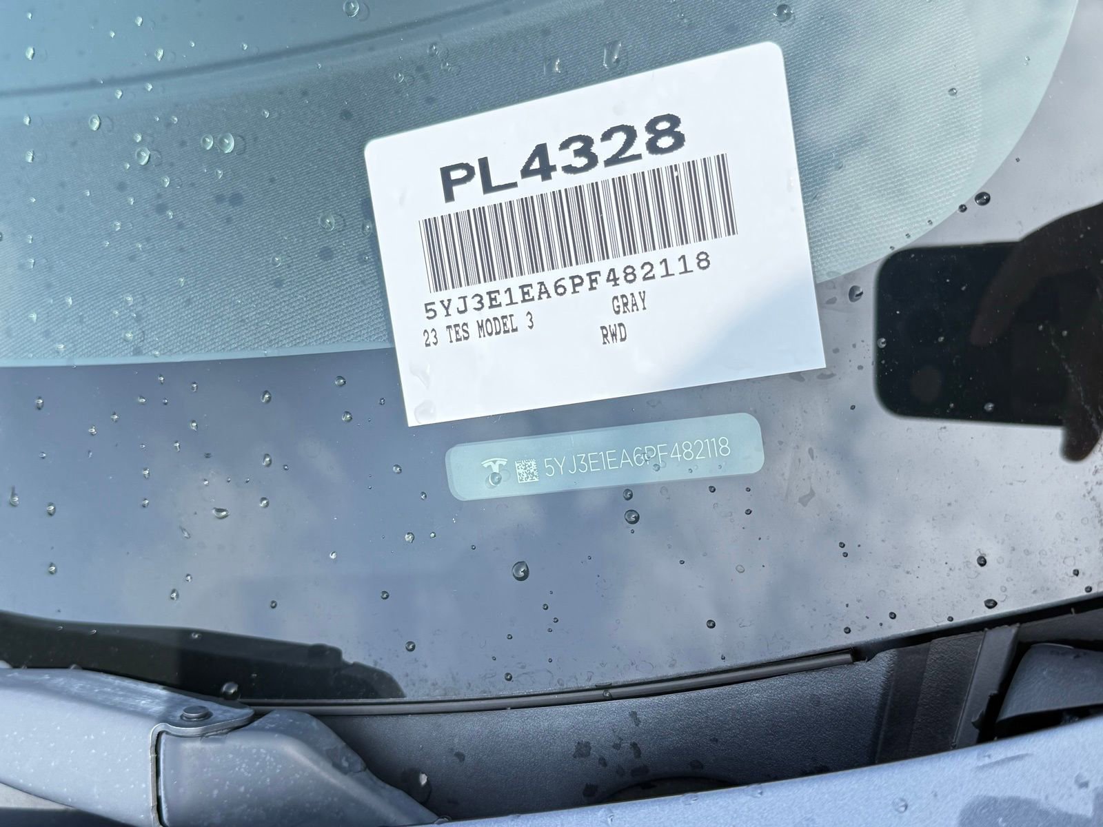 Used 2023 Tesla Model 3 Standard Range image 9