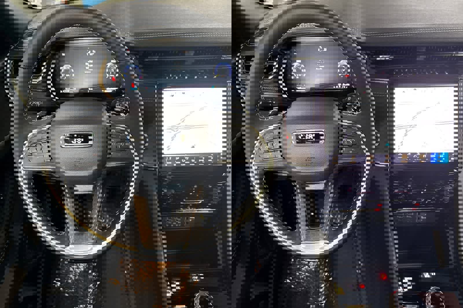 New 2025 Jeep Grand Cherokee L Limited w/ Black Appearance Package image 14