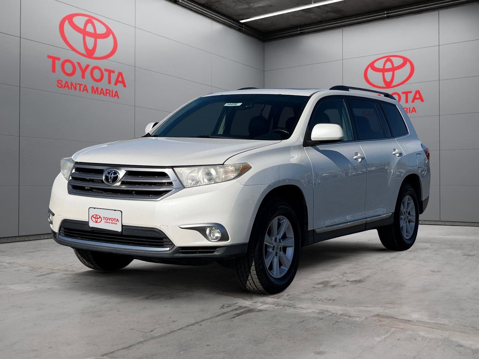 Used 2011 Toyota Highlander SE w/ Tow Pkg image 9