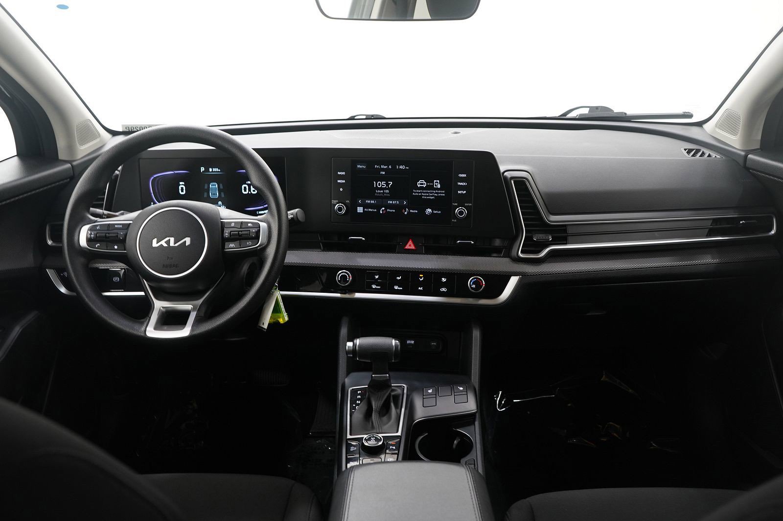 Used 2025 Kia Sportage LX image 14