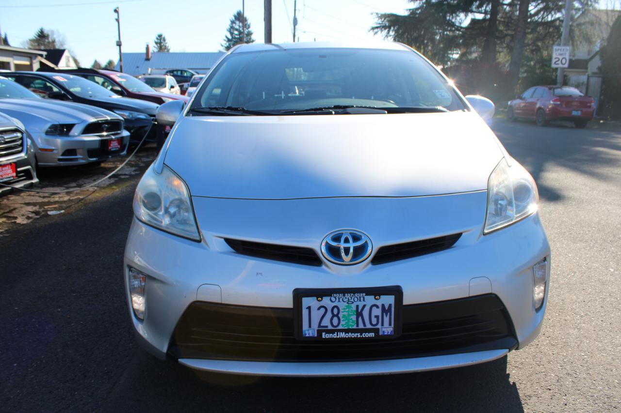 Used 2012 Toyota Prius Two image 2