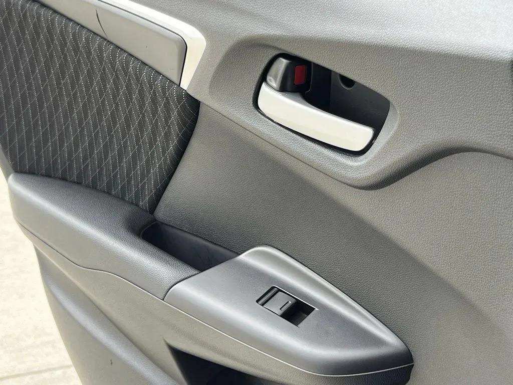 Used 2019 Honda Fit EX image 22