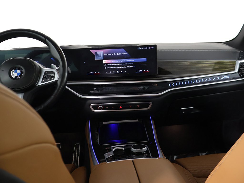 Used 2024 BMW X5 xDrive40i w/ M Sport Package image 36